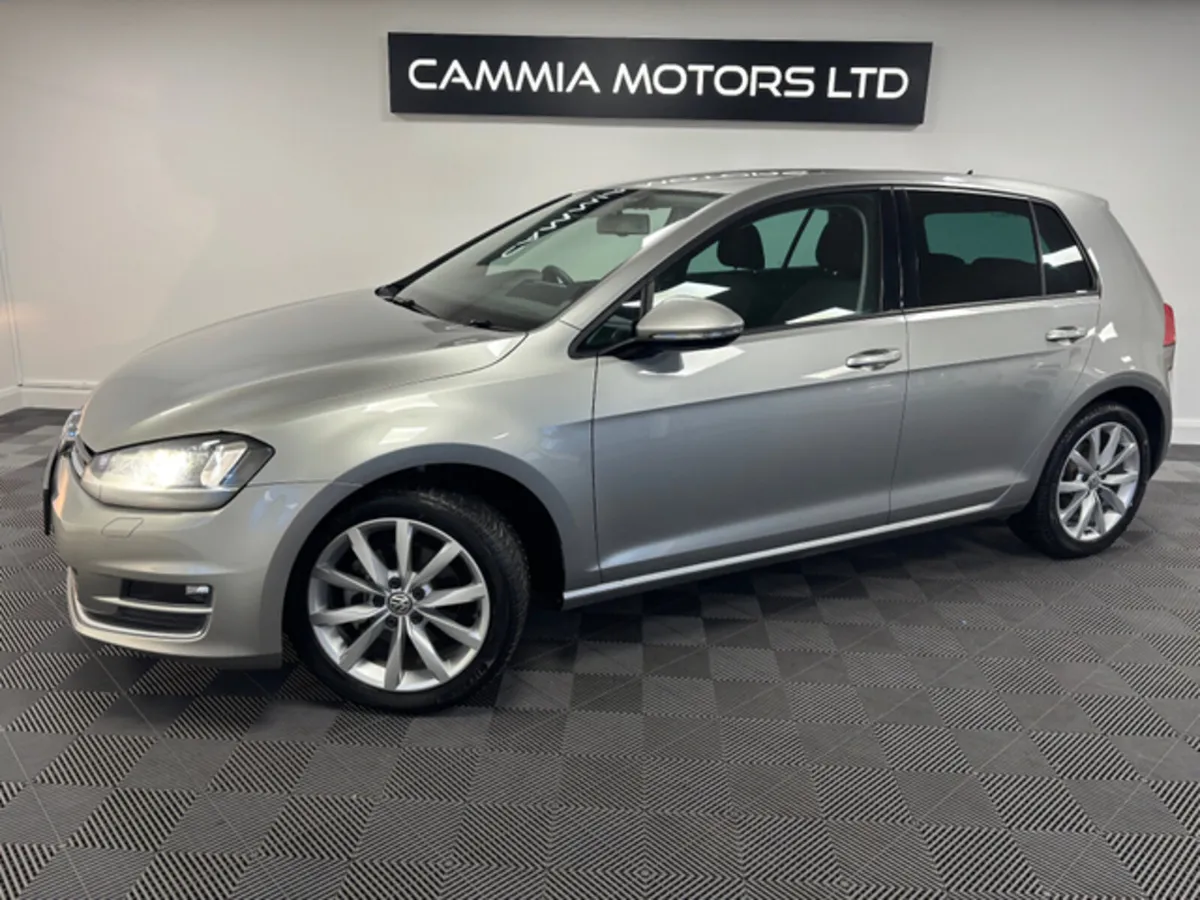 Volkswagen Golf *VOLKSWAGEN GOLF* *DSG* *DRIVE MOD - Image 4