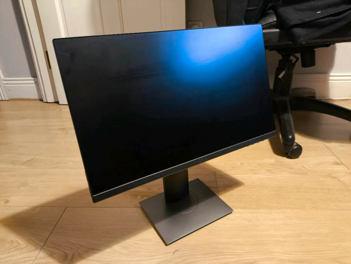 Computer monitor - Image 1