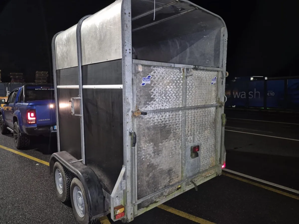 IFOR WILLIAMS HORSE HOX - Image 3