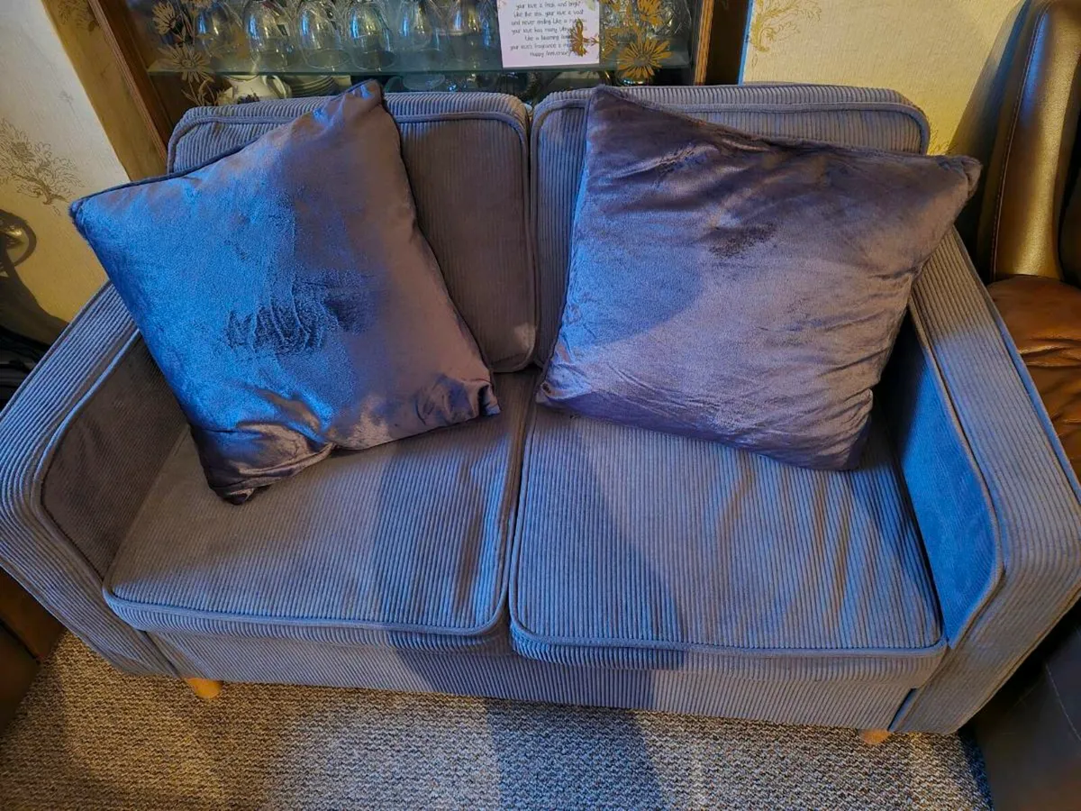 2,seater sofa - Image 1
