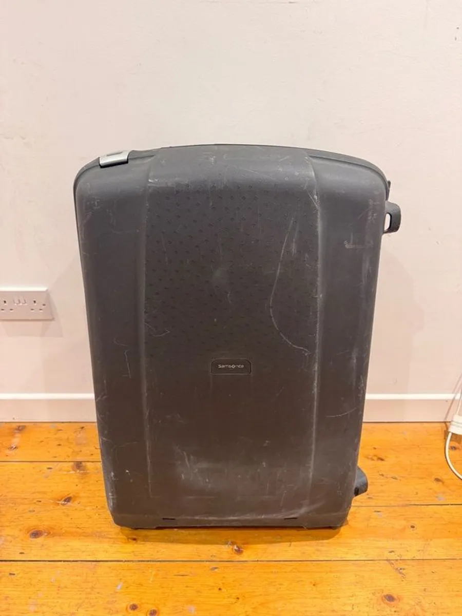 Samsonite large suitcase - Image 1