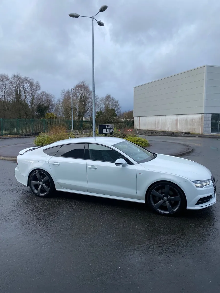 Audi A7 2016 - Image 2