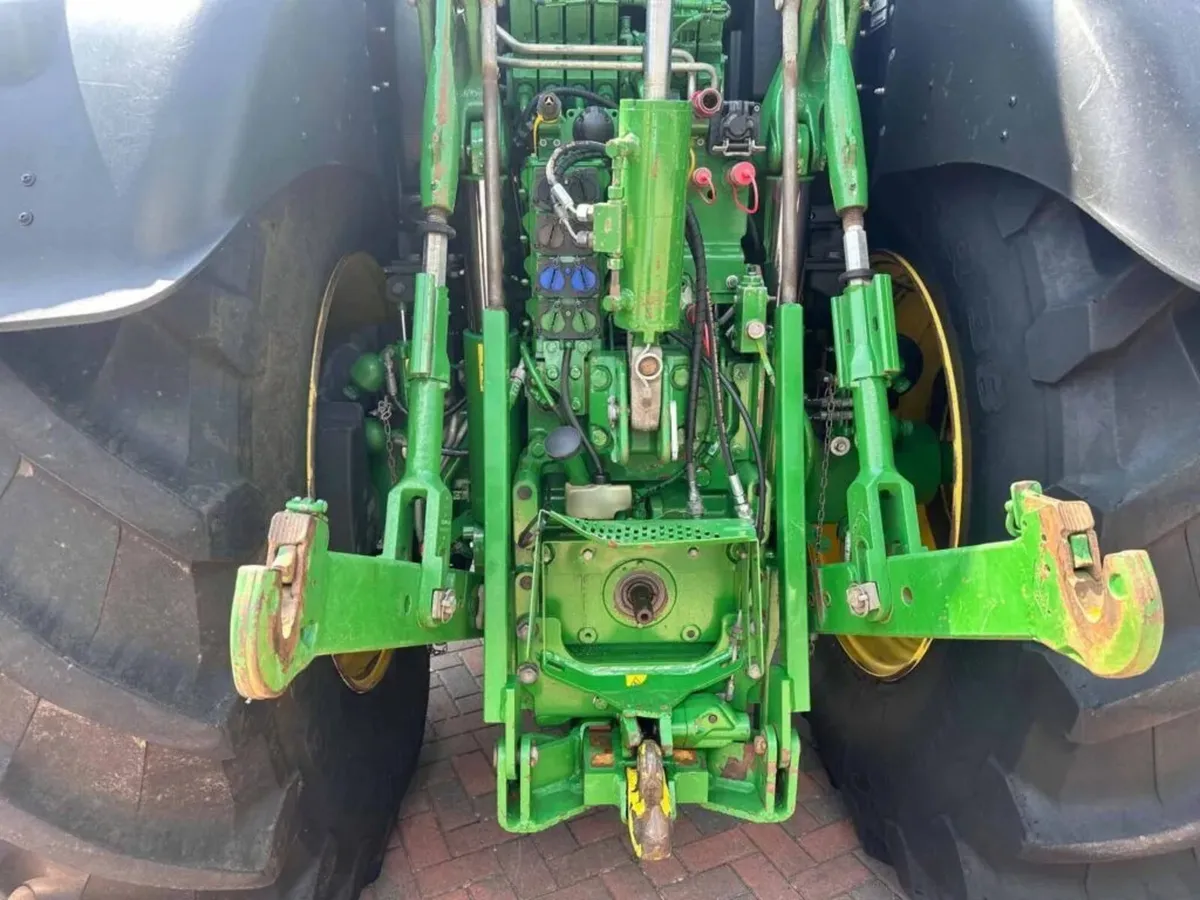 2022 John Deere 6195R Ultimate - Image 3