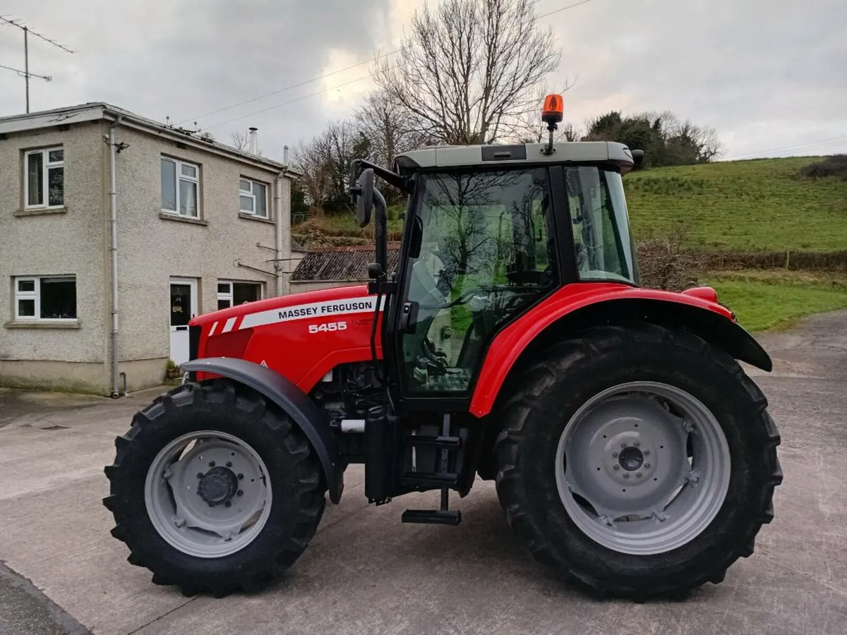 Massey Ferguson 5455 - Image 1