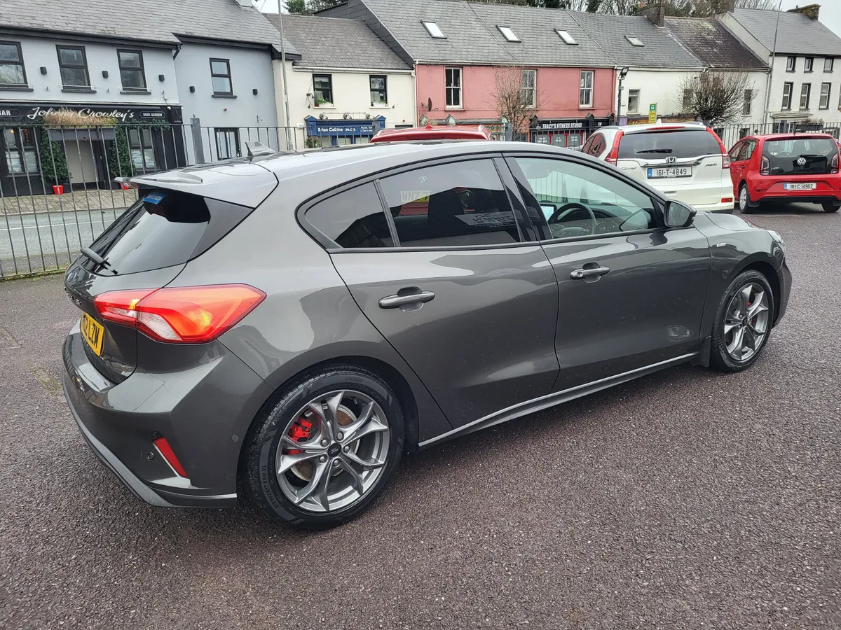 2022 Ford Focus ST-Line TDCI, FFSH, 12m Warranty - Image 4