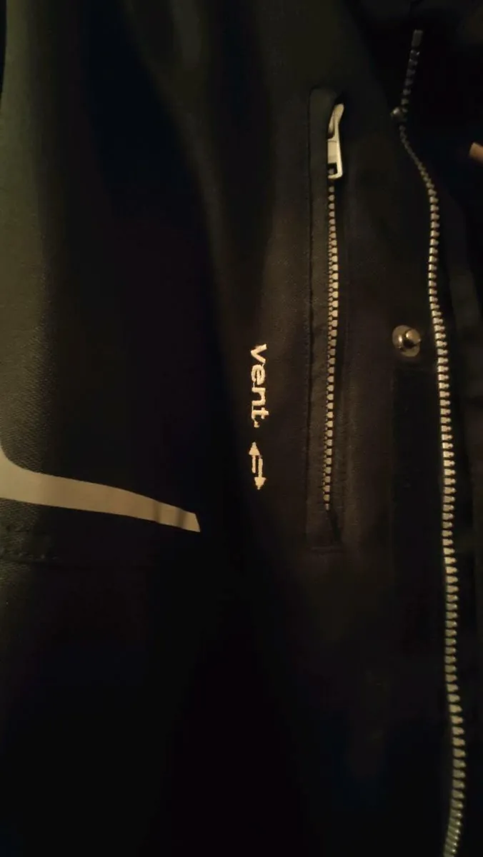 Motorcycle jacket - Image 2