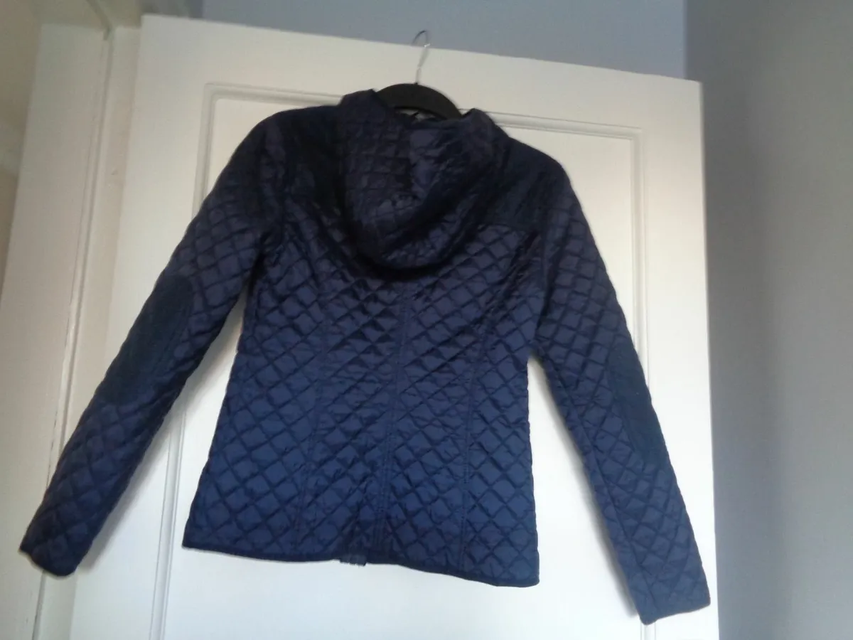 Ladies Navy Quilted Jacket for Sale - Image 4