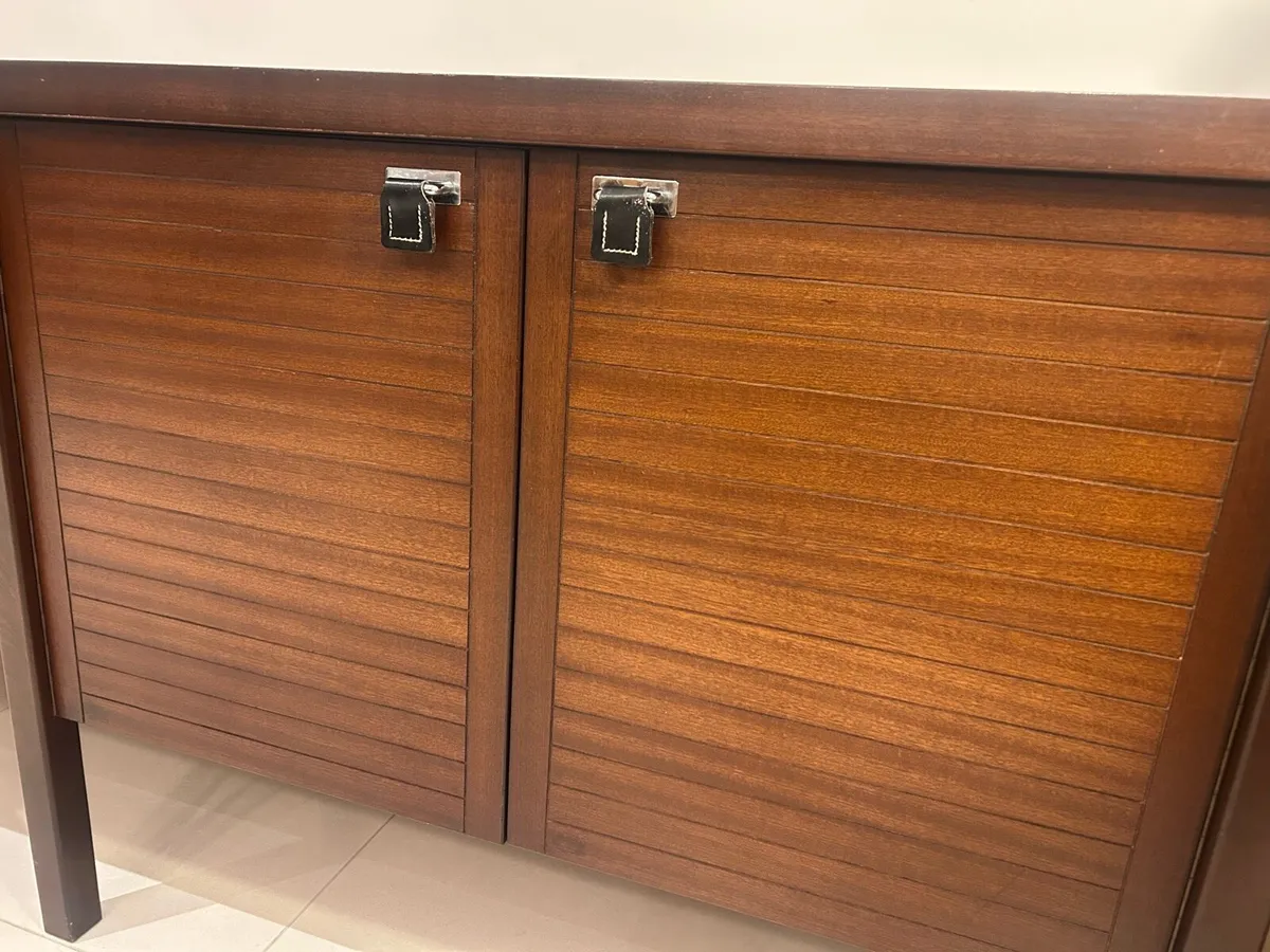 Mid century rosewood & teak sideboard credenza - Image 2