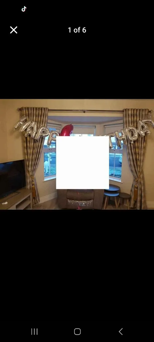 Curtains and matching rugs - Image 1