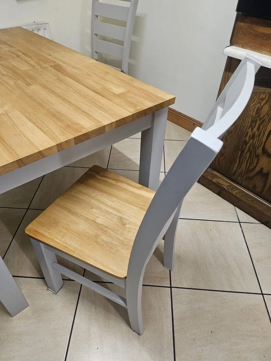 Dining Table and 6 Chairs - Image 2