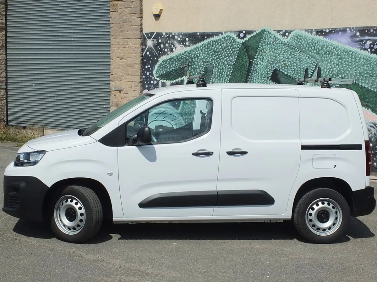 2023 Citroen Berlingo Small Panel Van - Image 1
