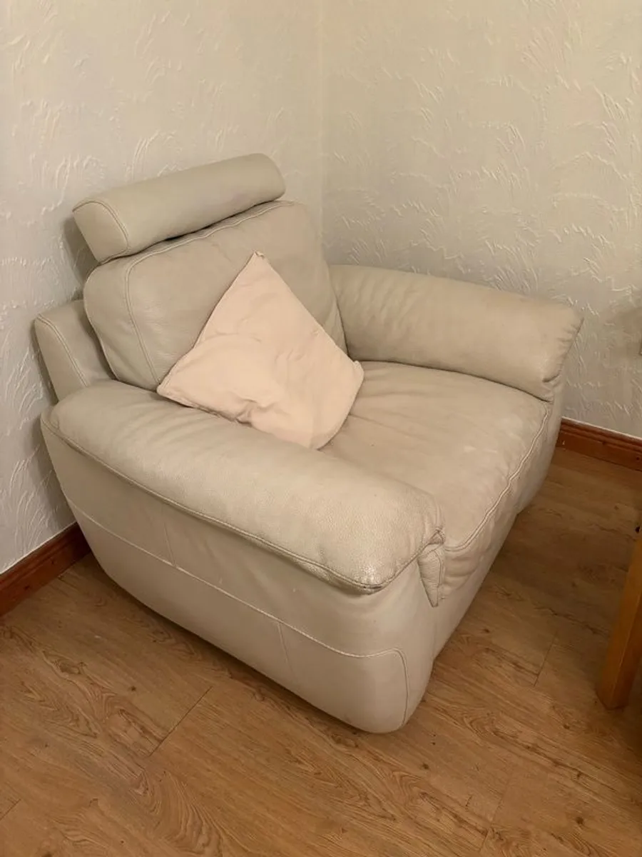 real leather sofa & armchairs - Image 3