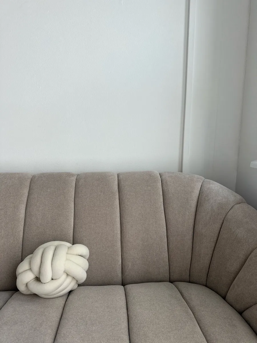 HUNDIGE 2 Seater Sofa from JYSK - Image 3