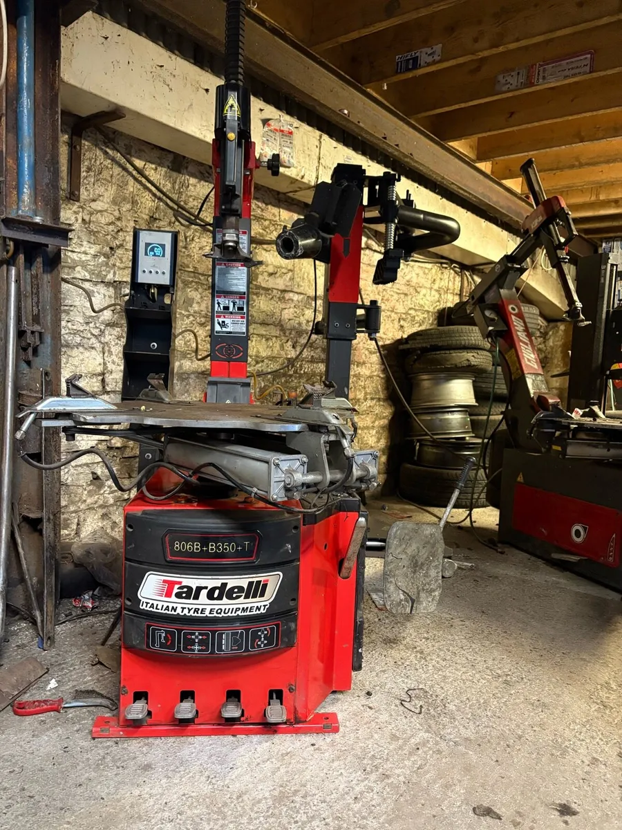 TARDELLI CAR TYRE CHANGER - Image 2