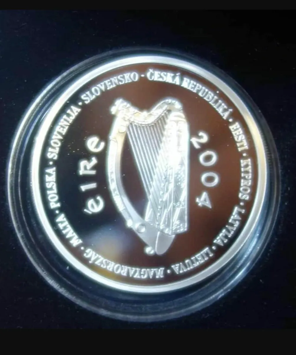 Ireland 2004 Celtic Swan Silver €10 Proof Coin - Image 2