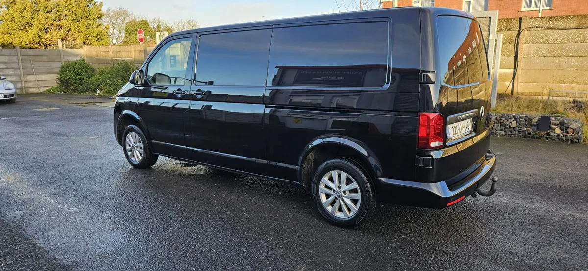 2022 Volkswagen Transporter LWB Highline 150HP - Image 4