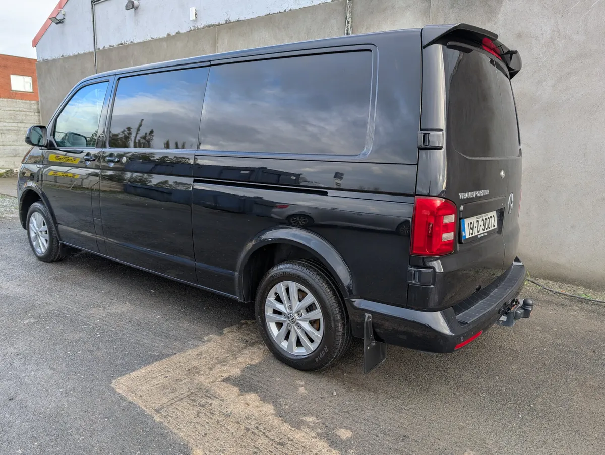 2019 Volkswagen Transporter LWB Highline 150HP - Image 2