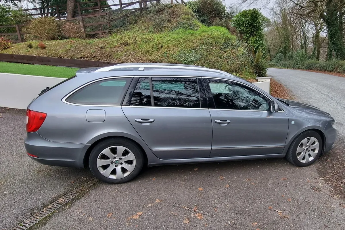 Skoda Superb - Image 3