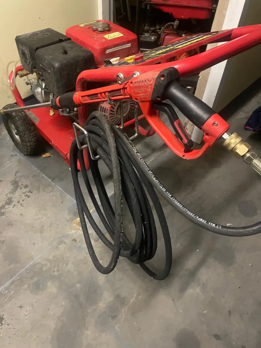 Power washer 9HP - Image 1