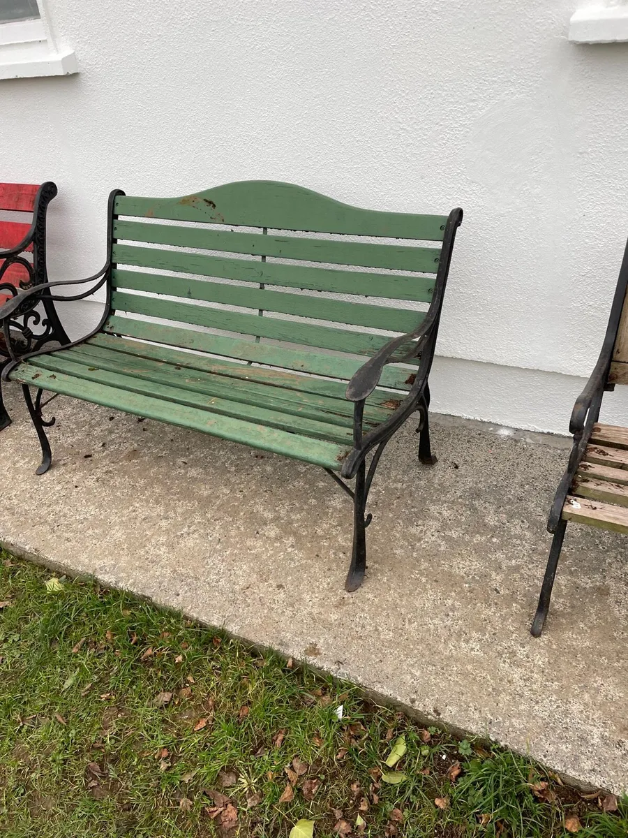Cast iron garden bench - Image 1