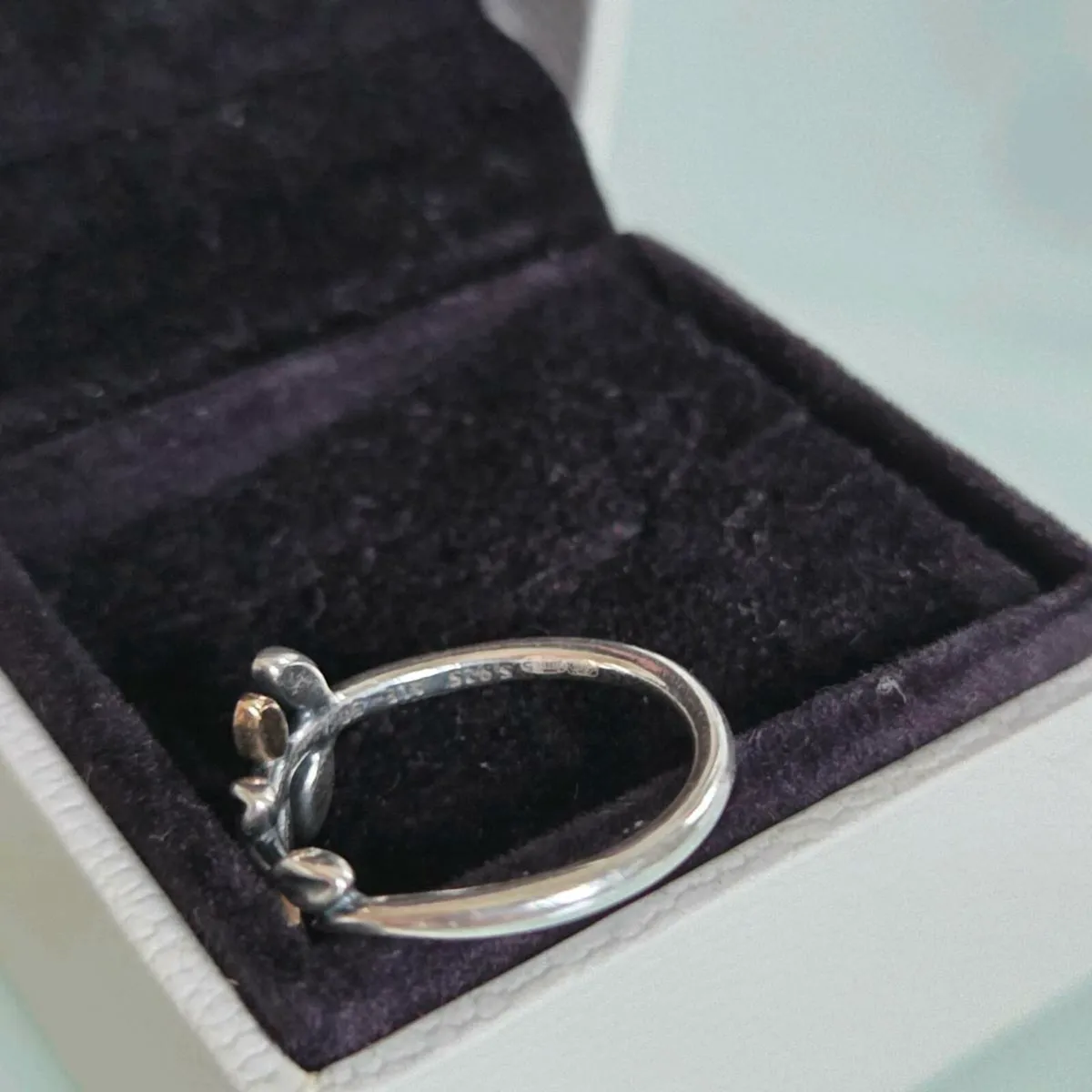 Pandora ring  two tone 14k leaves perfect conditio - Image 2