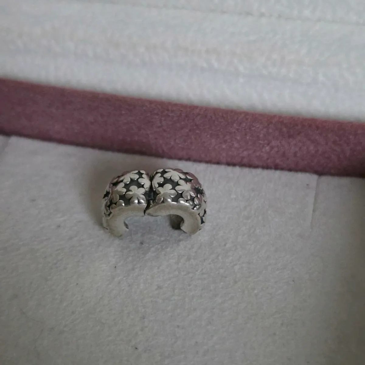 Pandora flower charm clip - Image 2
