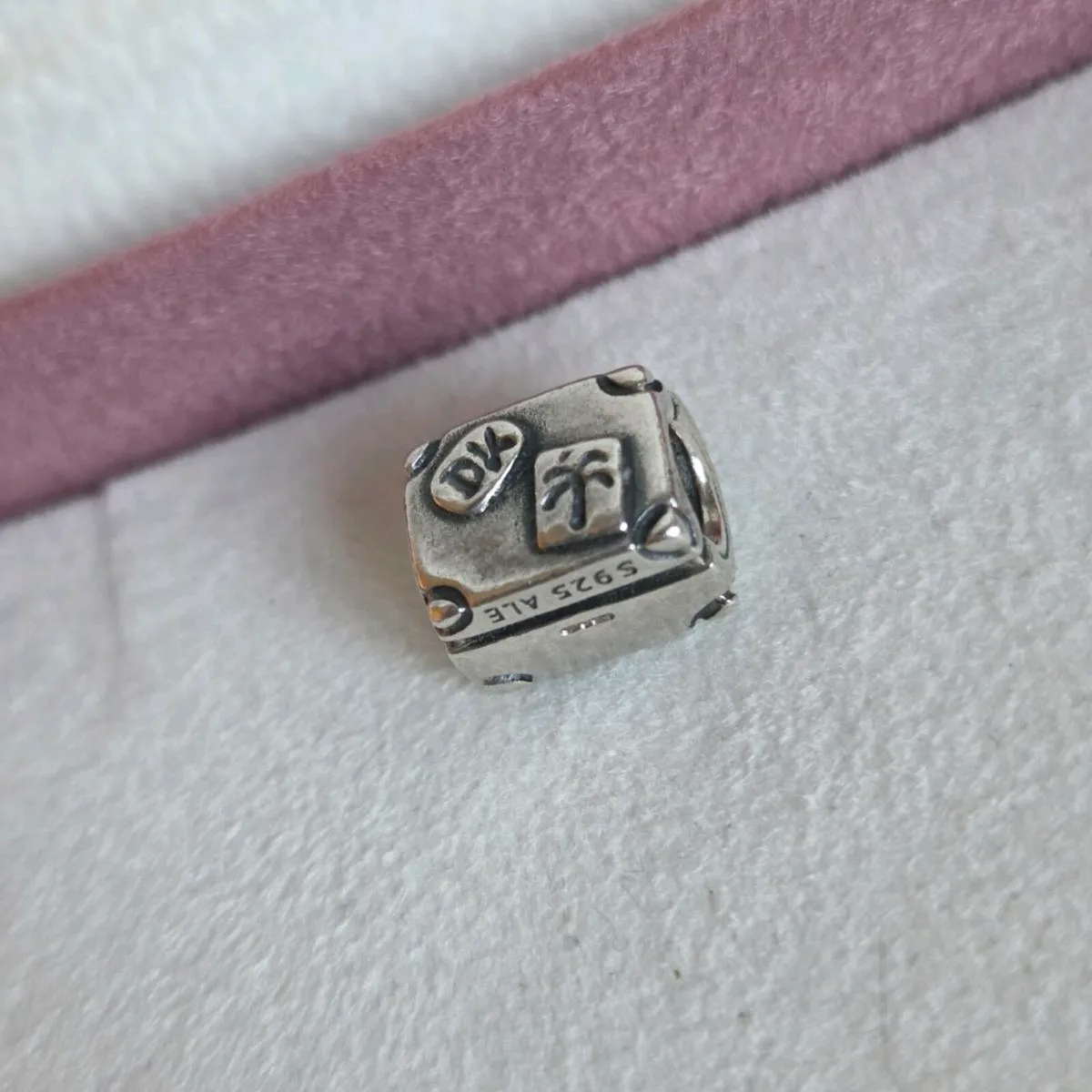 Pandora charm Paris travel suitcase - Image 2