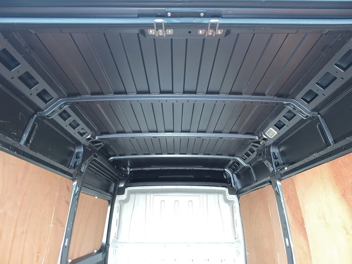 2023 Vauxhall Movano Panel Van - Image 4