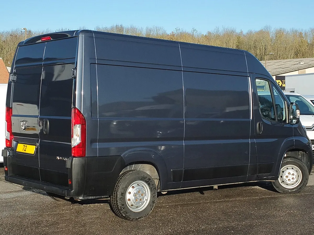 2023 Vauxhall Movano Panel Van - Image 2