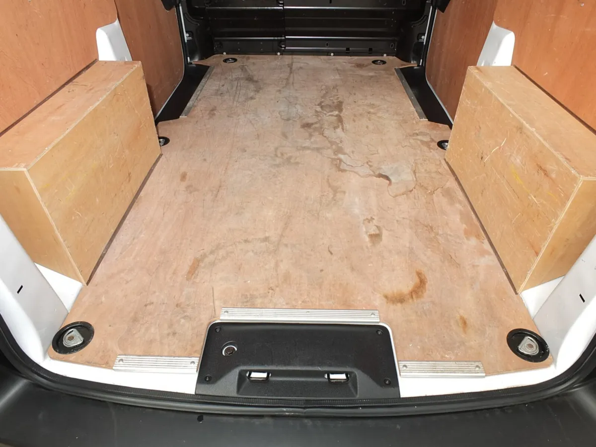 2023 Toyota ProAce Panel Van - Image 3