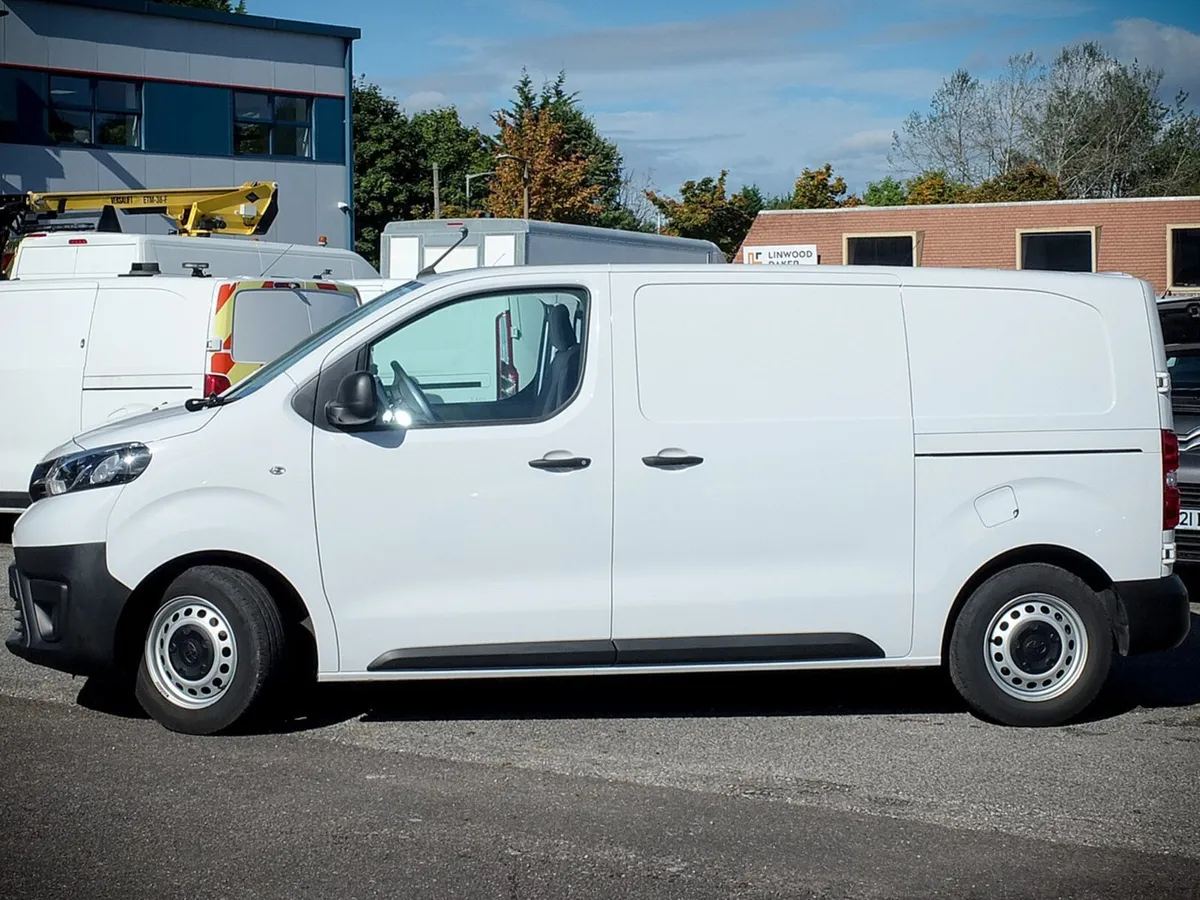2023 Toyota ProAce Panel Van - Image 1