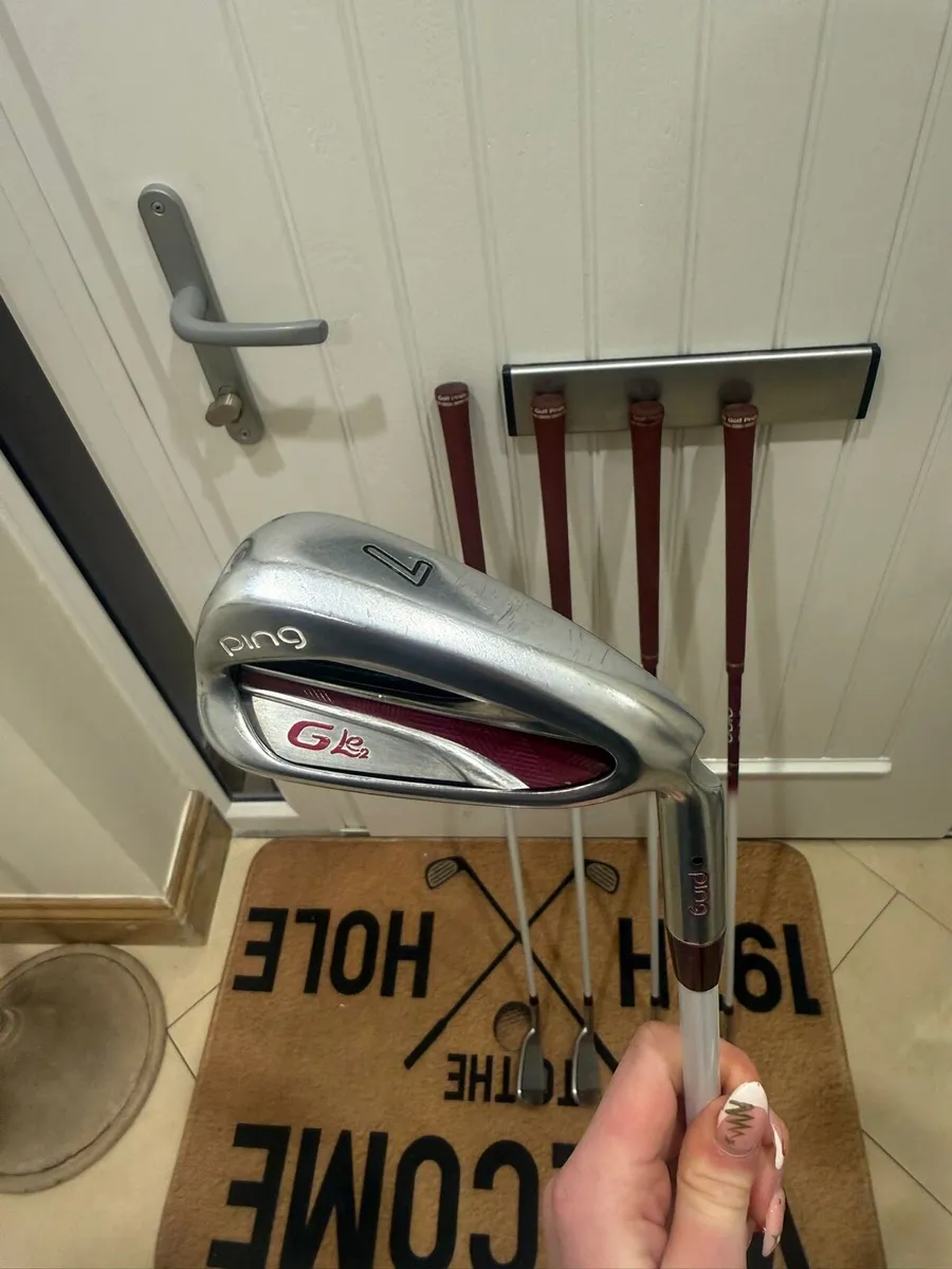 Ladies Ping G Le 2 Iron Set 7-U - Image 4