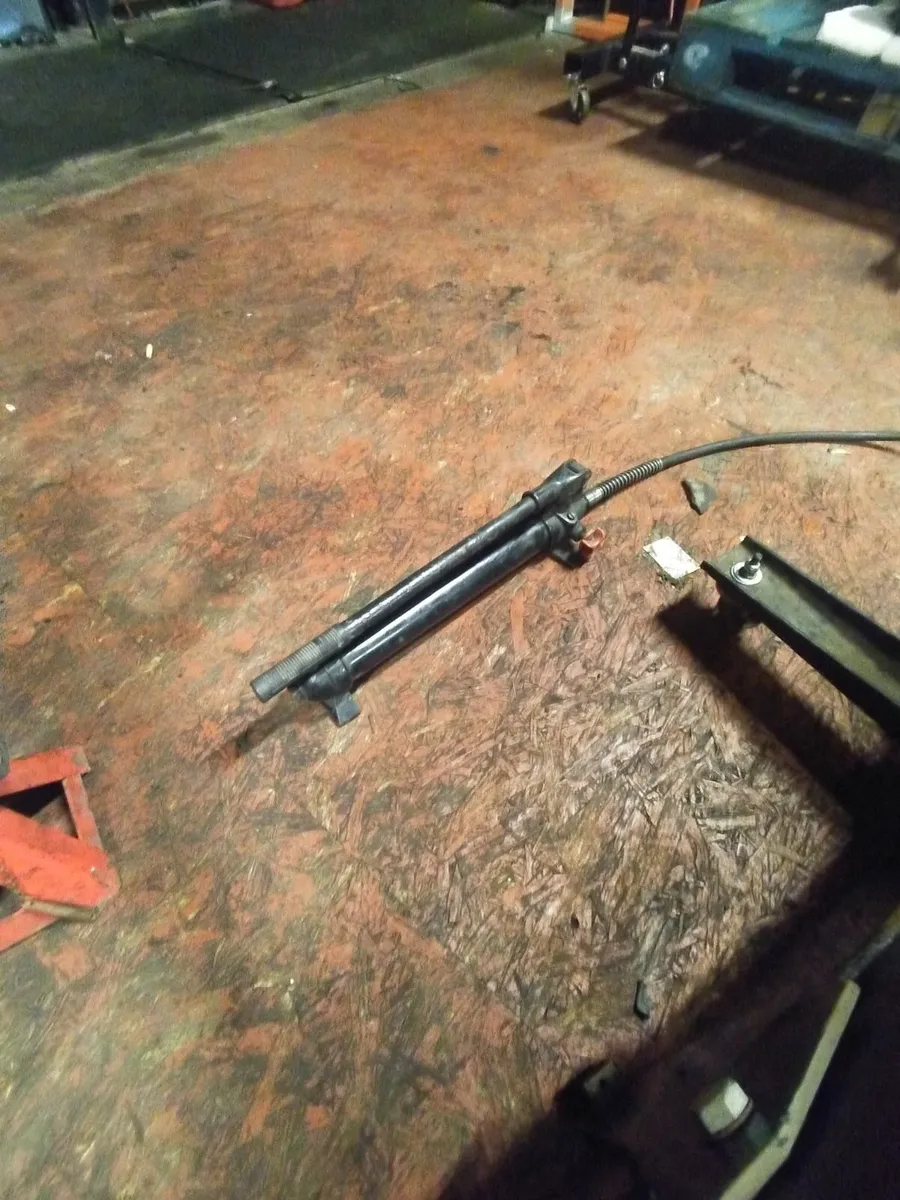 Cars straightening bench - Image 2