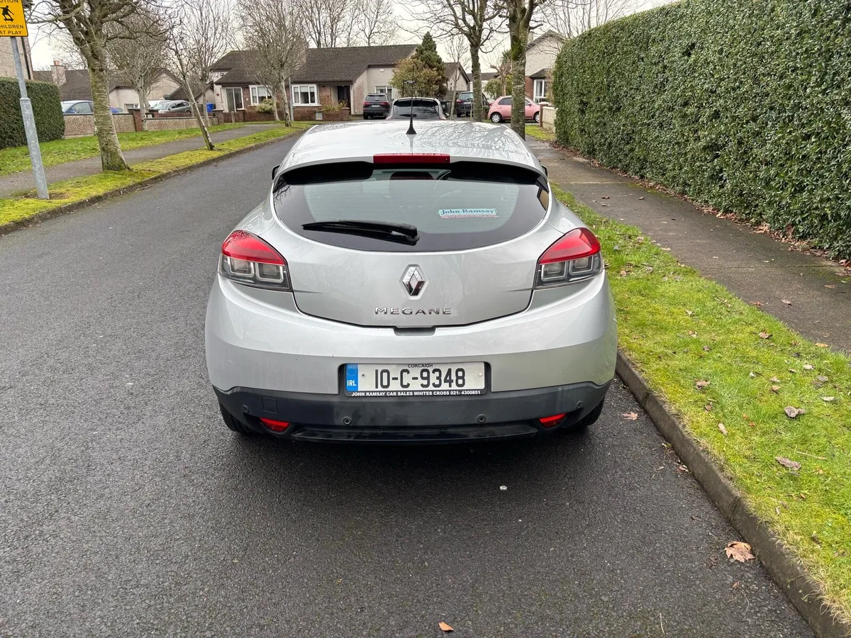 Renault Megane Coupe Low miles - Image 4