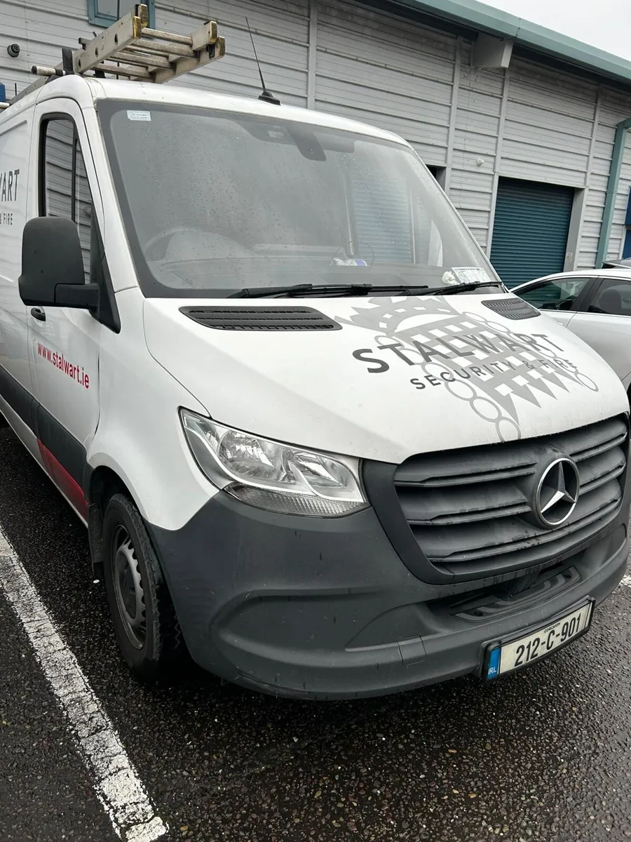Mercedes sprinter van - Image 4