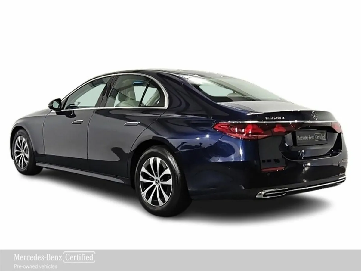 Mercedes-Benz E-Class E220D Avantgarde Plus - Image 4