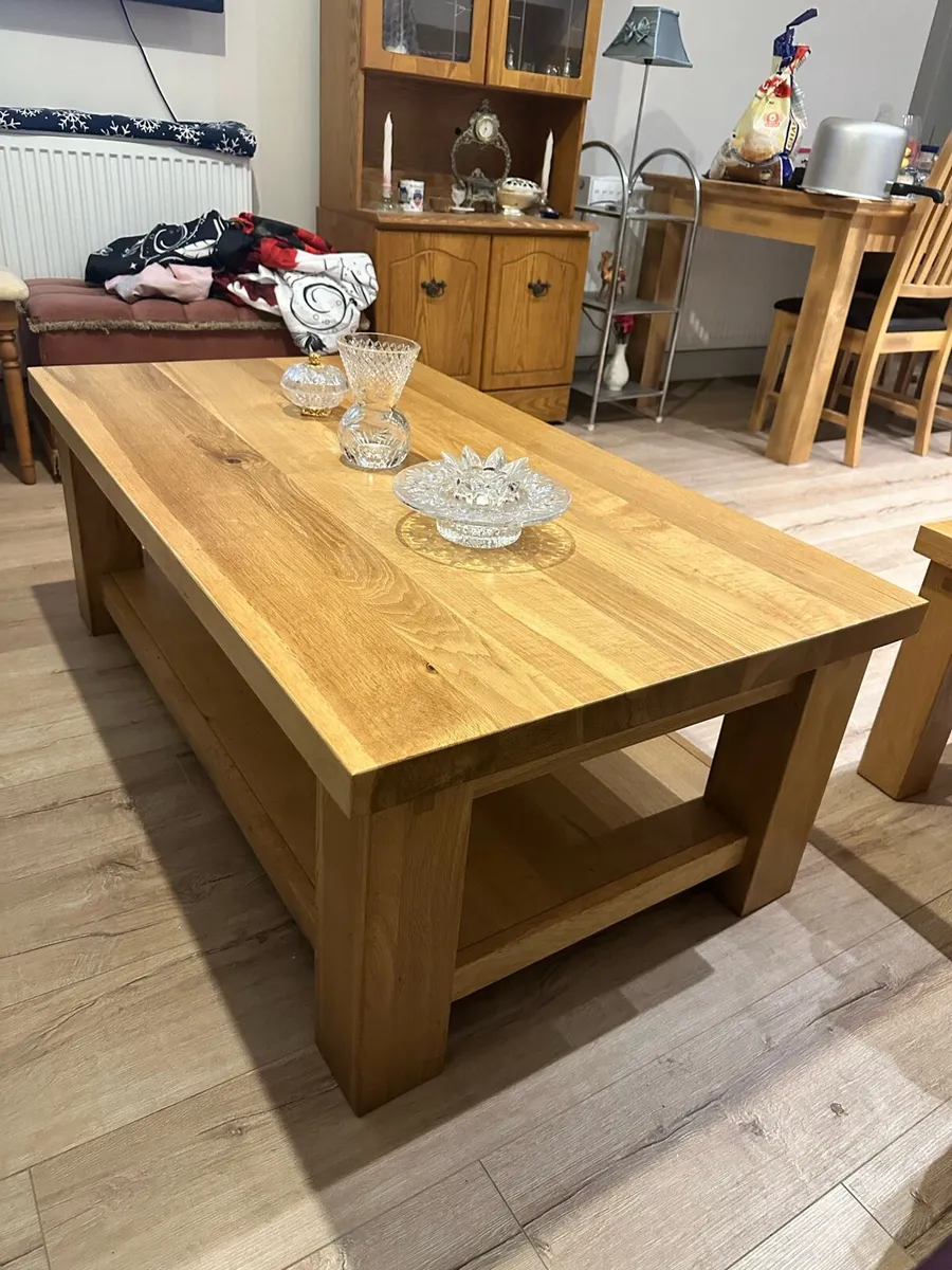 Wooden table - Image 1