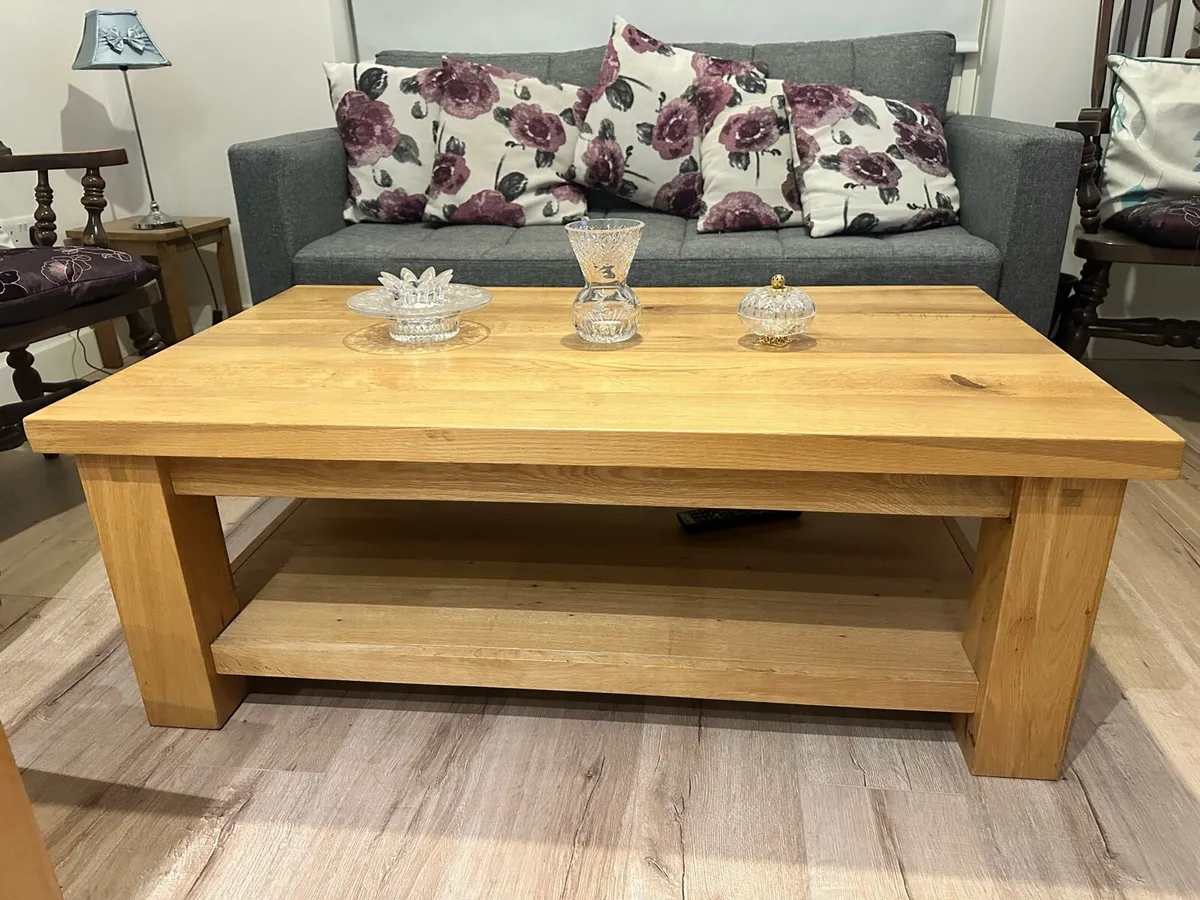 Wooden table - Image 3