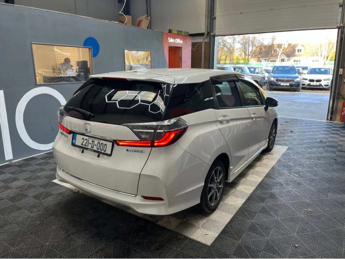 Honda Shuttle 2022 HONDA SHUTTLE 1.5L HYBRID / 87K - Image 2