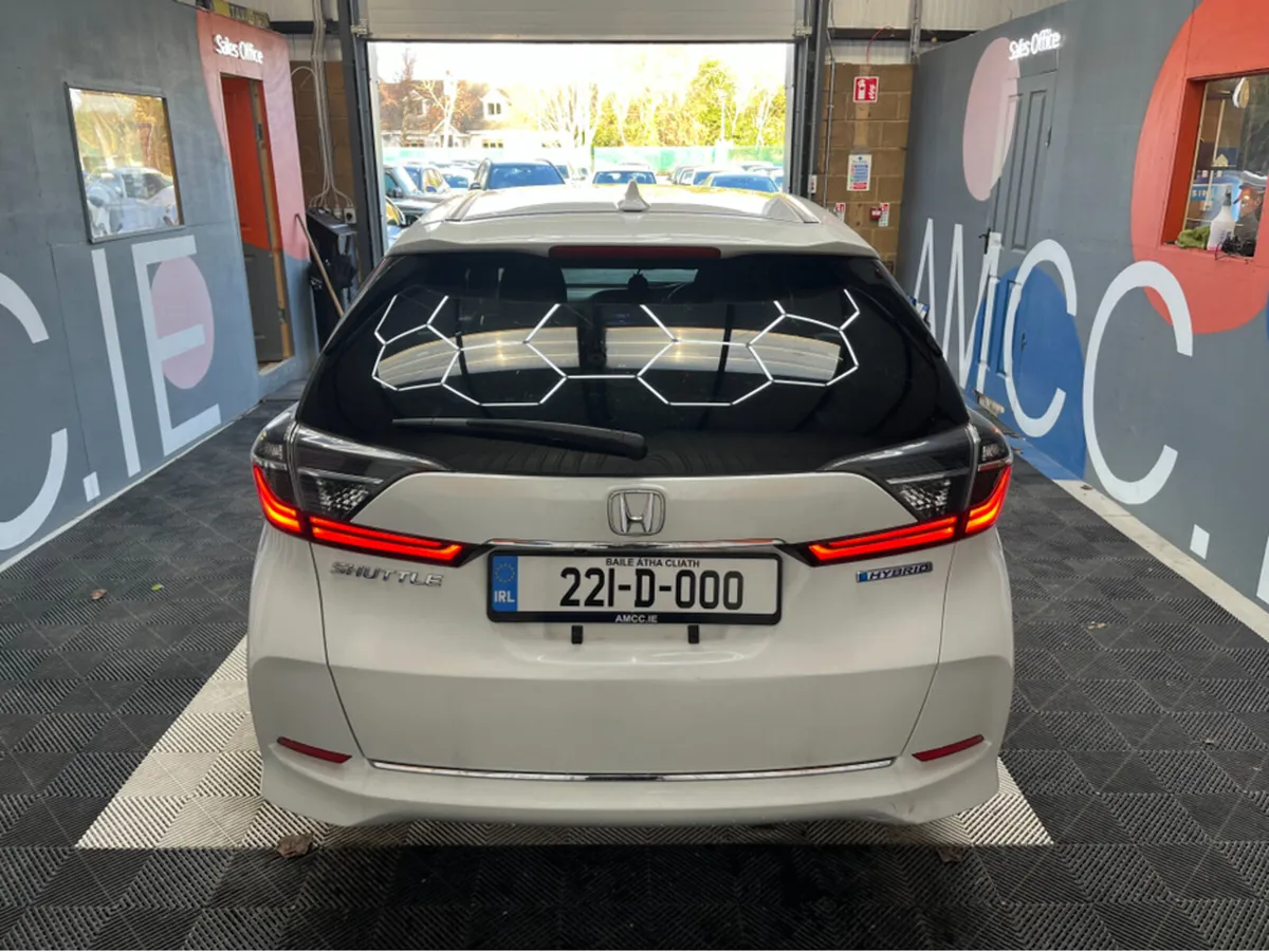 Honda Shuttle 2022 HONDA SHUTTLE 1.5L HYBRID / 87K - Image 3