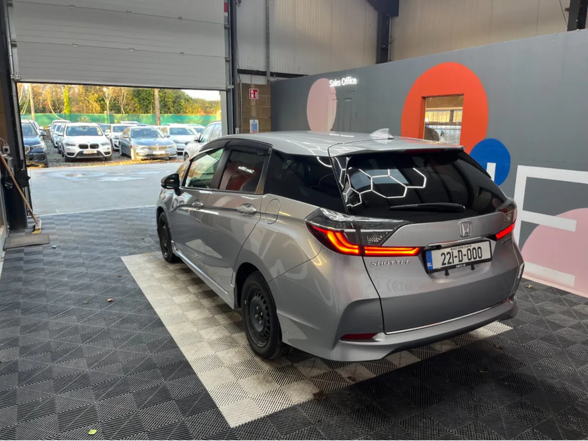 Honda Shuttle 2022 HONDA SHUTTLE 1.5L HYBRID / 66K - Image 4