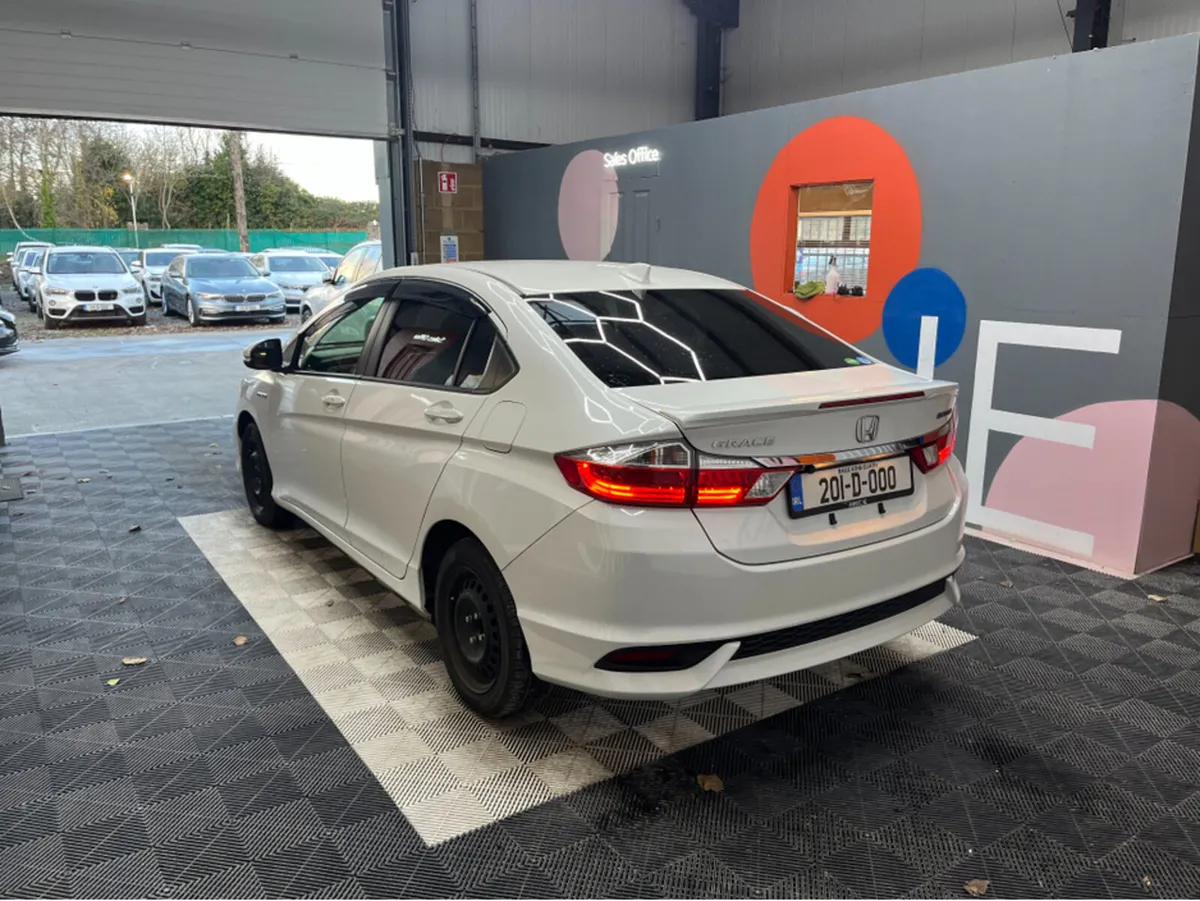 Honda Grace 2020 HONDA GRACE 1.5L HYBRID / 75K KMS - Image 4