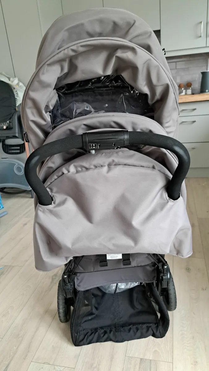 GRACO STADIUM DUO STROLLER - Image 1