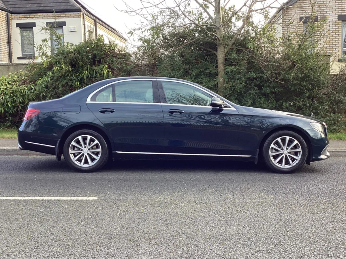 Mercedes-Benz E-Class E 220 d 220D Exclusive 4DR A - Image 2