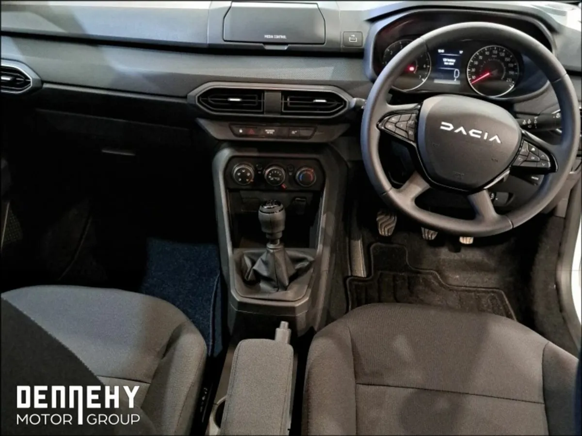 Dacia Sandero SCe 65 Essential - Image 3