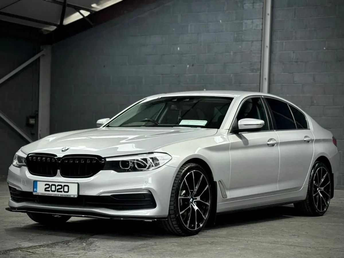 BMW 5-Series 520D SE FULLY KITTED // 12 MONTH WARR - Image 3