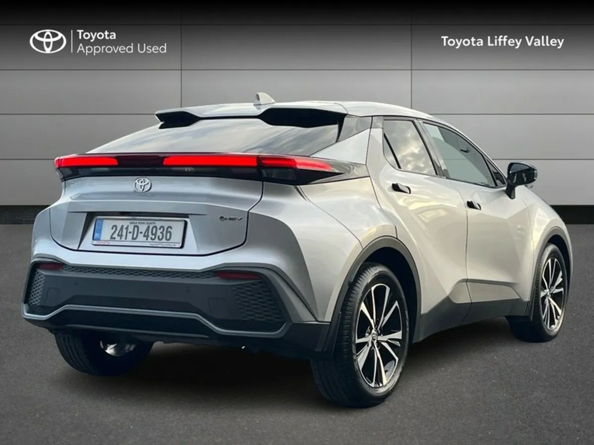 Toyota C-HR Hybrid Sport - Image 2
