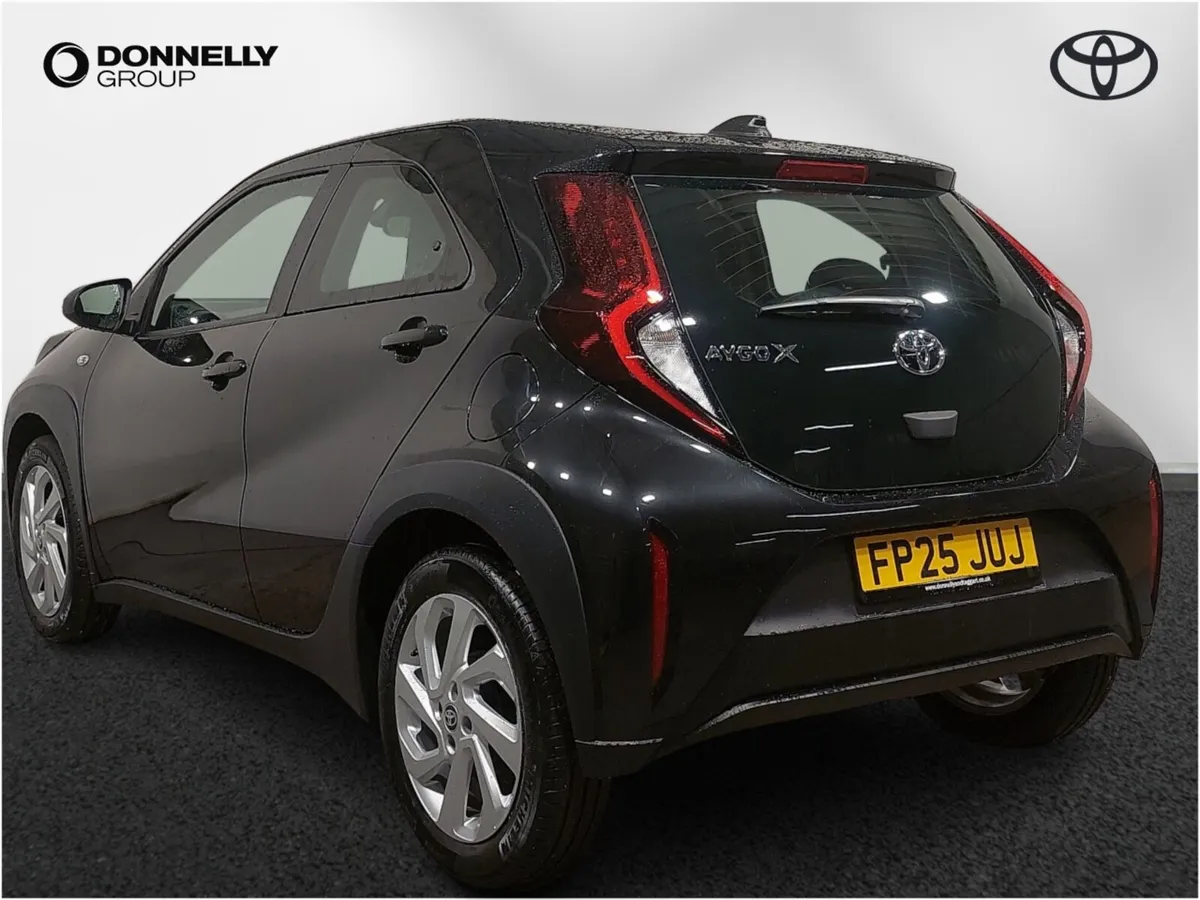 Toyota Aygo X Hatchback Pure - Image 2