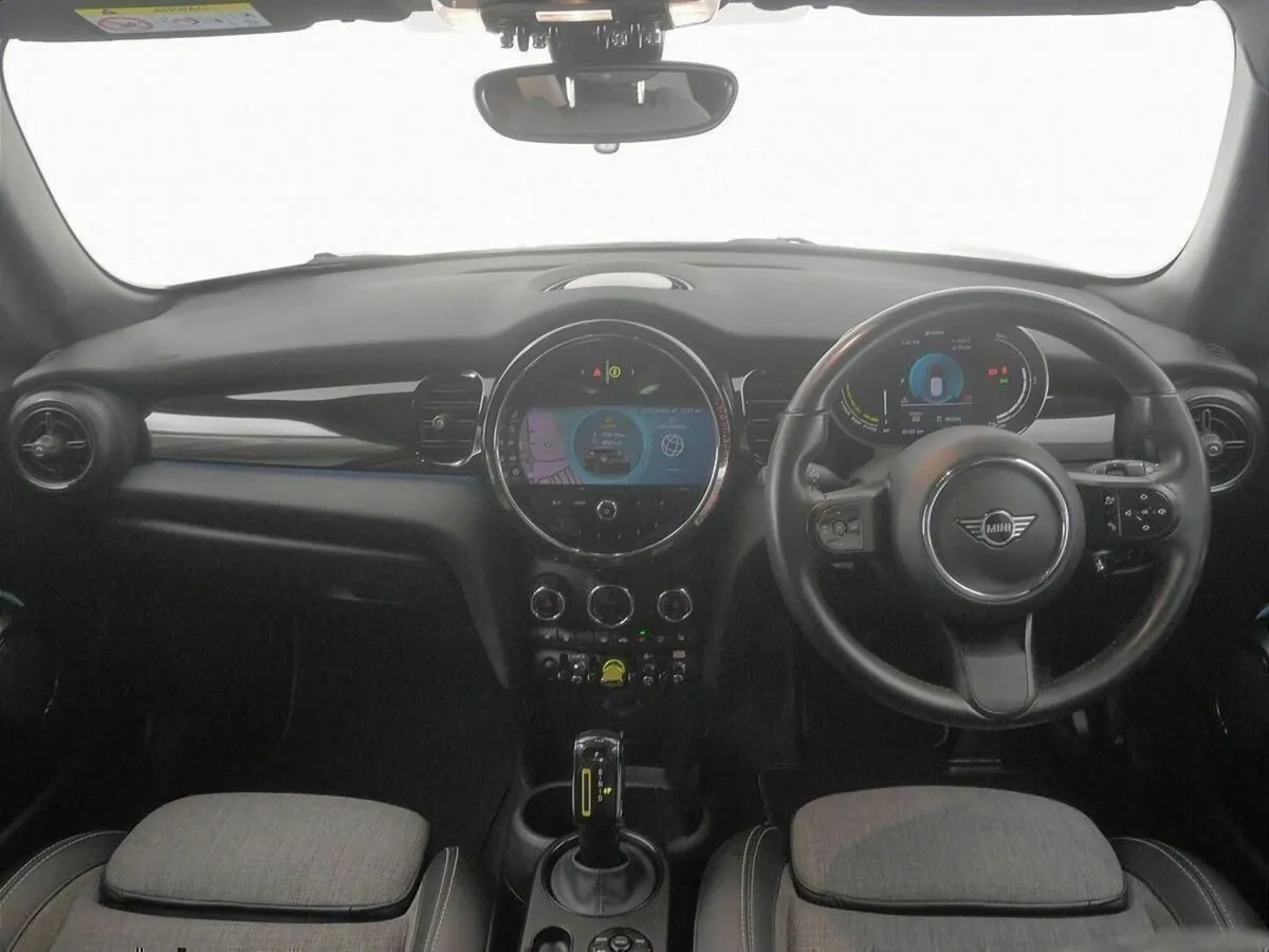 Mini Cooper Electric Level 2 - Image 4