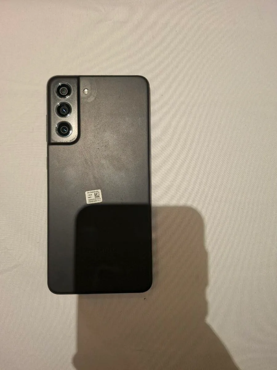 SAMSUNG S21 FE,5G - Image 3